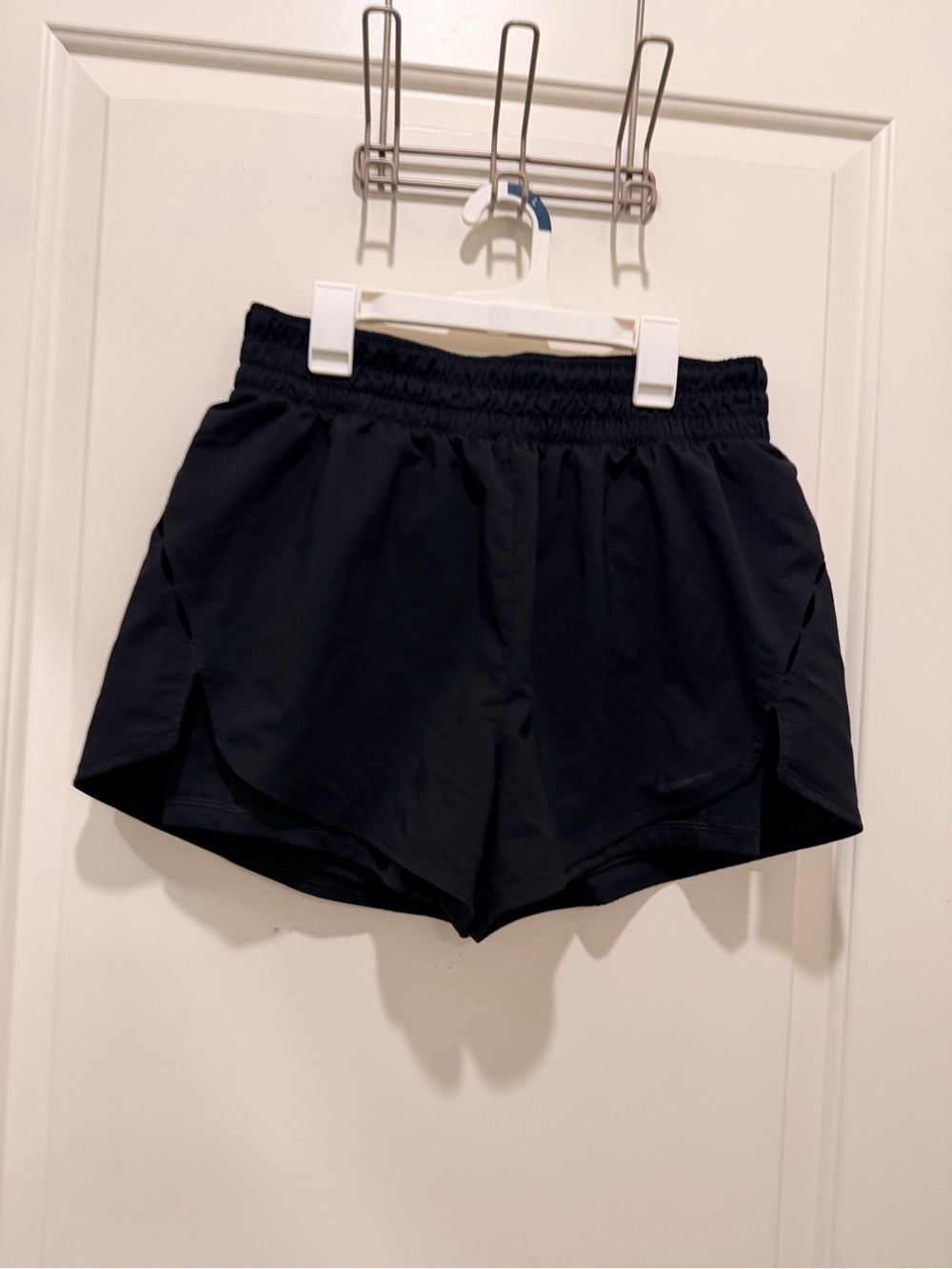 Nike One Dri-FIT 2-in-1
Shorts Size M Black Athletic
Gym